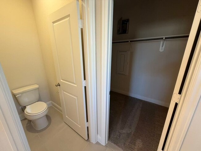 Building Photo - 4014 Colony Ln