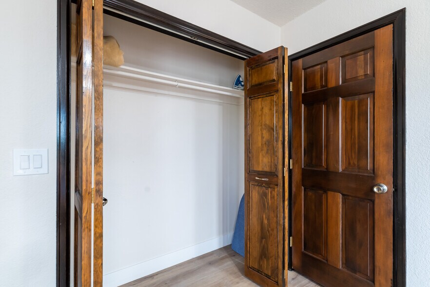 Building Photo - 9555 W 53rd Pl