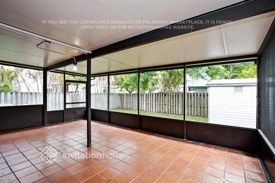 Building Photo - 11755 SW 117th Terrace