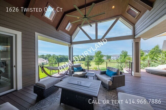 Building Photo - 1626 Twisted Oak Ct