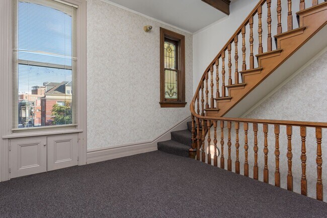 Building Photo - 132 State St