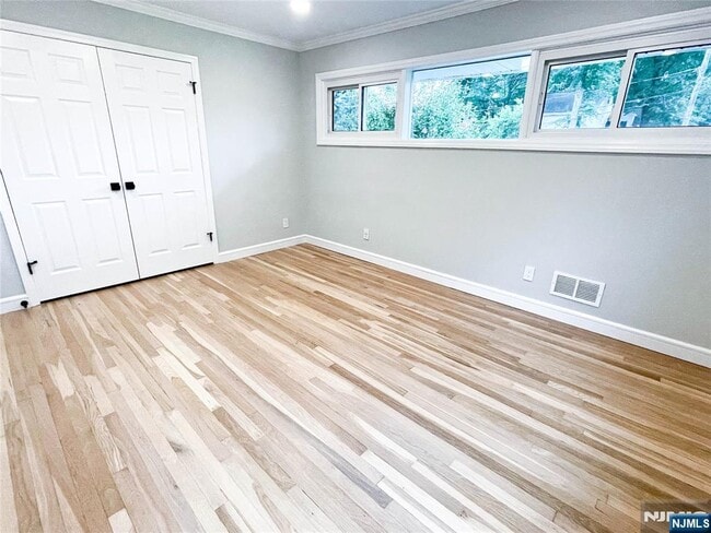 Building Photo - 319 Mastin Pl