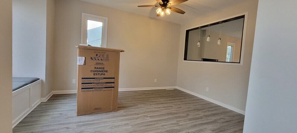 Building Photo - 312 38th St