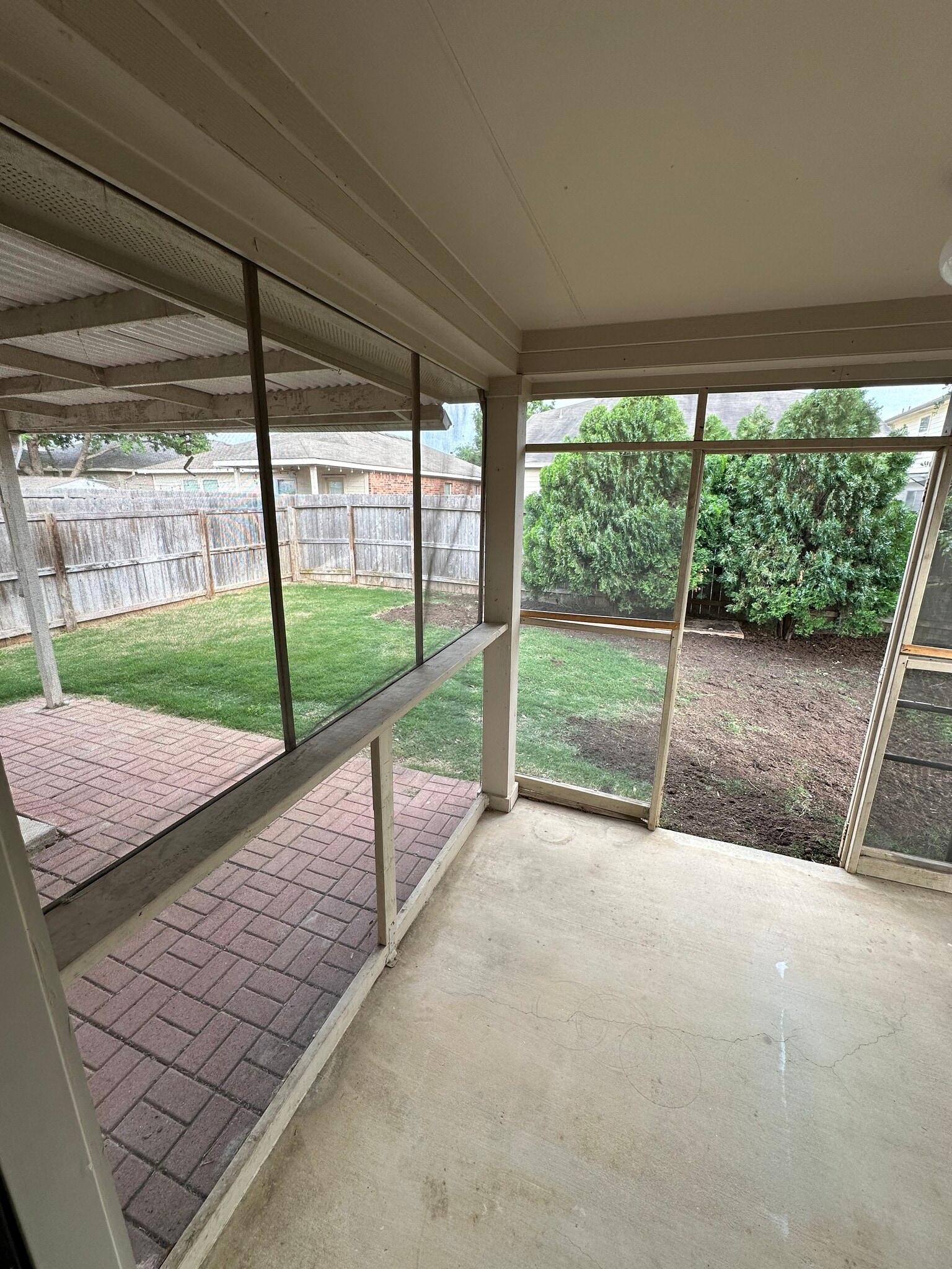 Building Photo - 213 Brahma Way