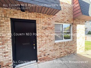 Building Photo - 231 Hamilton Ave