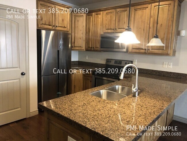 Building Photo - 10439 Sage Vista Way