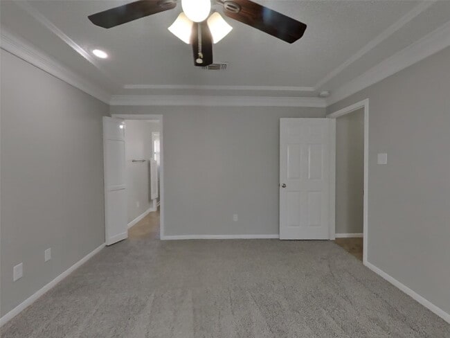 Building Photo - 12134 Quail Creek Dr