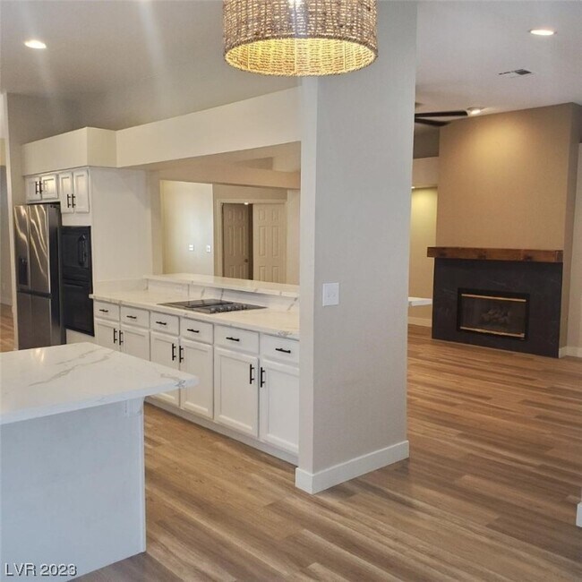 Building Photo - 5316 Rim View Ln