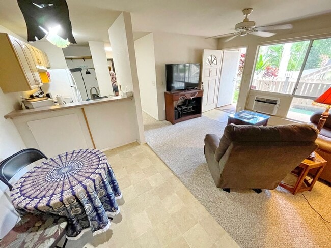 Building Photo - Southpointe - Furnished 2 Bed / 1 Bath Ground Floor Unit w/fenced in yard