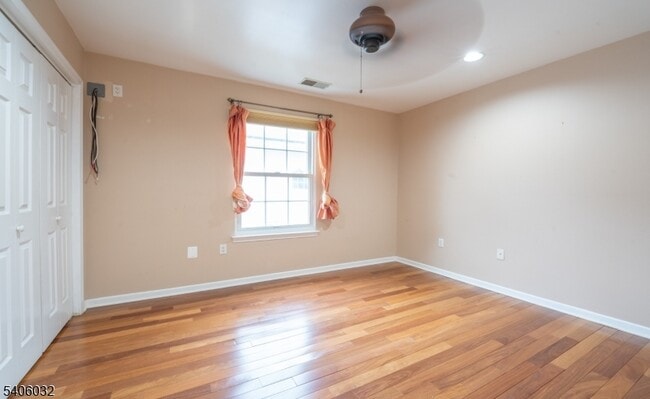 Building Photo - 23 Hansom Rd