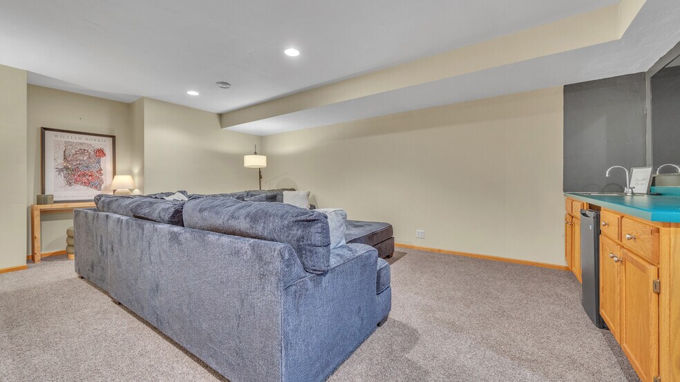 Building Photo - 516 Otto Way