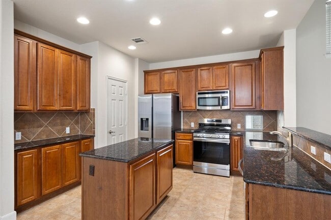 Building Photo - 14812 Avery Ranch Blvd