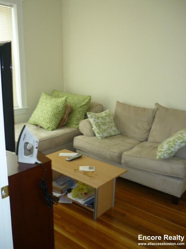 Building Photo - 1615 Commonwealth Ave