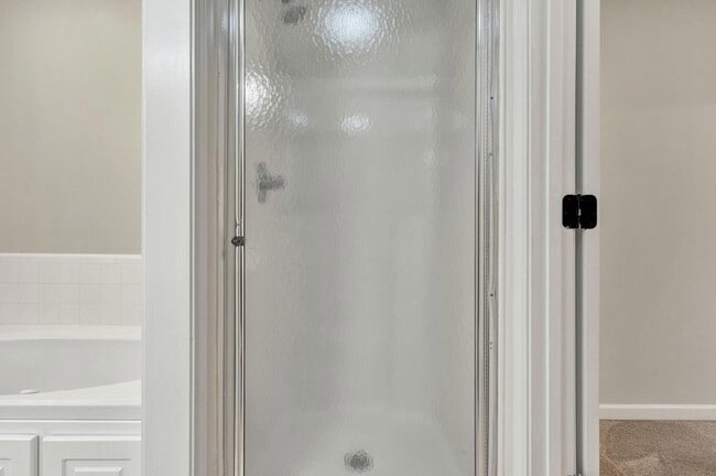 Building Photo - 3064 Igou Crossing Dr