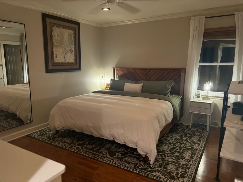 Master bedroom - 1104 Linden Rd