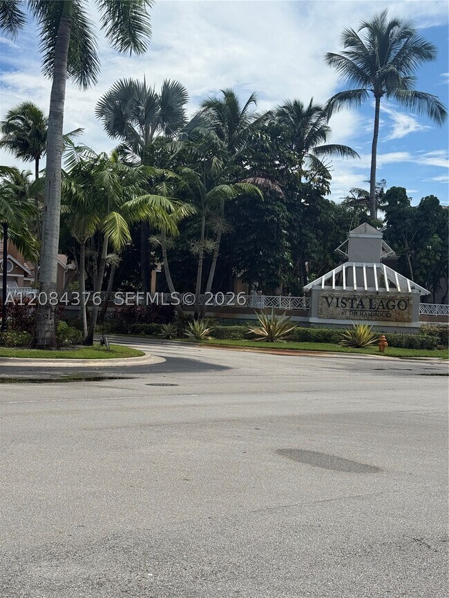 Building Photo - 15680 SW 106th Ln