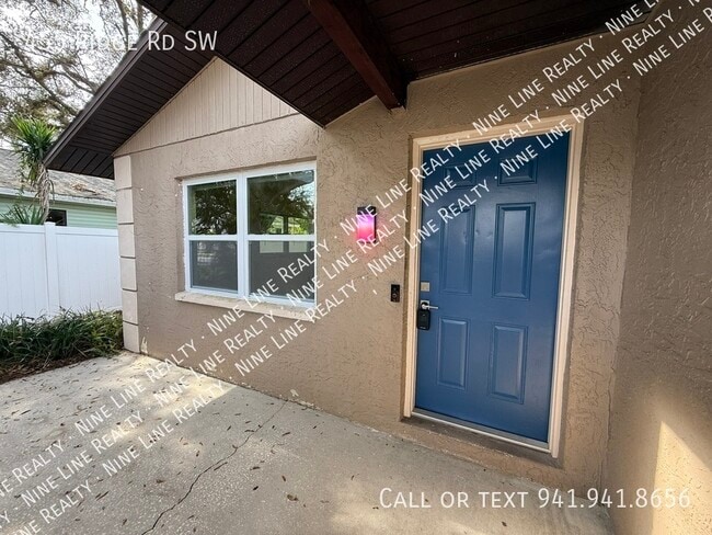 Building Photo - 455 Ridge Rd SW