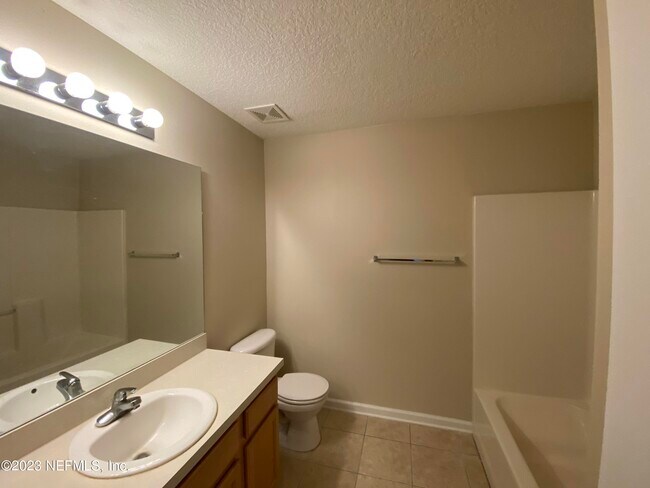 Building Photo - 8204 White Falls Blvd