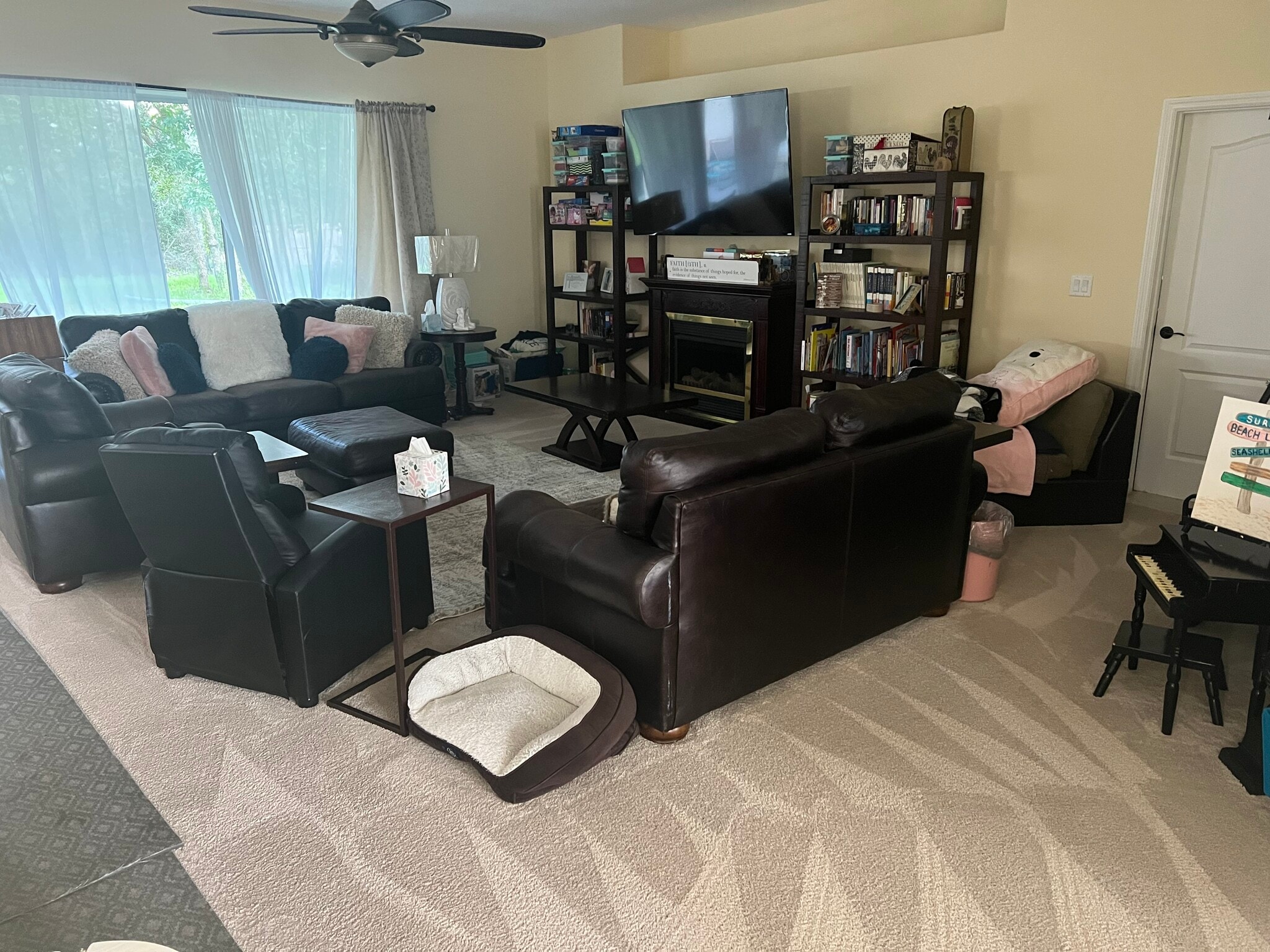 Building Photo - 11062 Liberto Rd