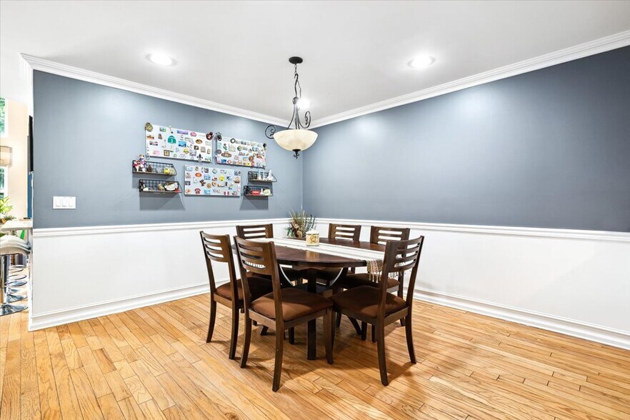Building Photo - 471 Mahogany Ct