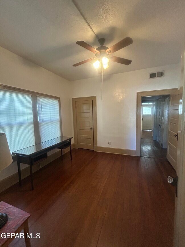 Building Photo - 1546 Upson Dr