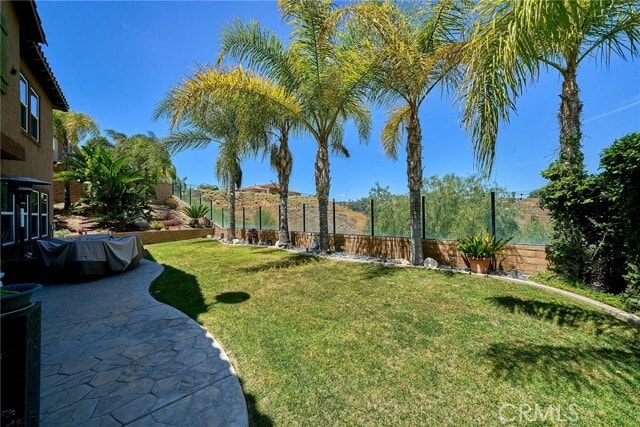 Building Photo - 8808 Gentle Wind Dr