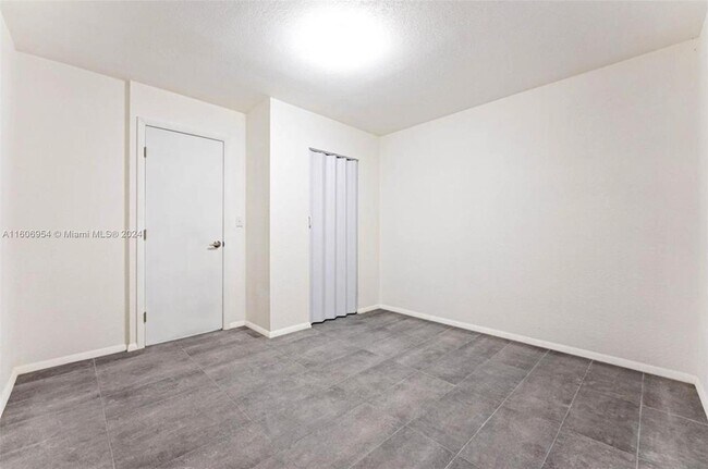 Building Photo - 798 NW 70th St