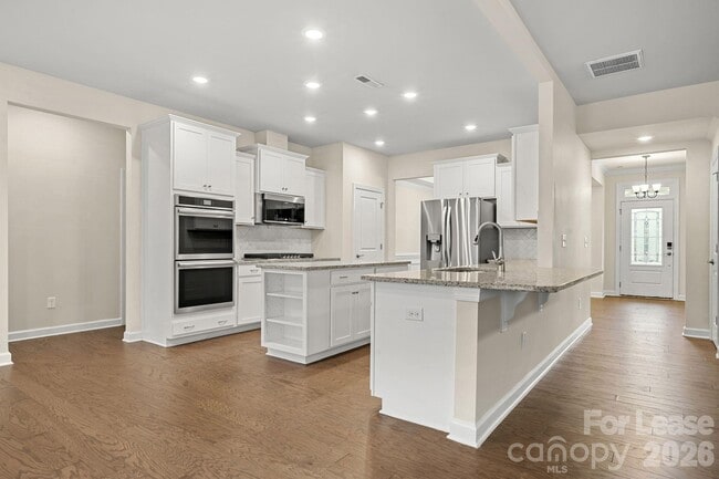 Building Photo - 17019 River Race Dr