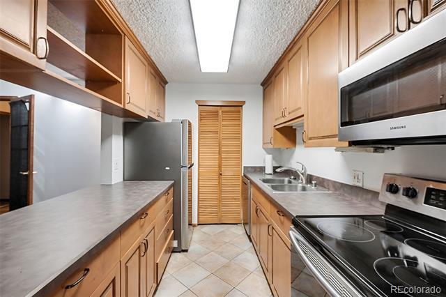 Building Photo - 1020 15th St