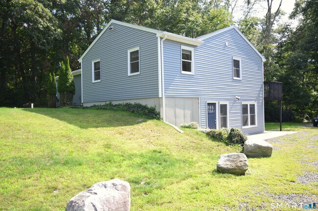 Building Photo - 10 Paper Mill Rd