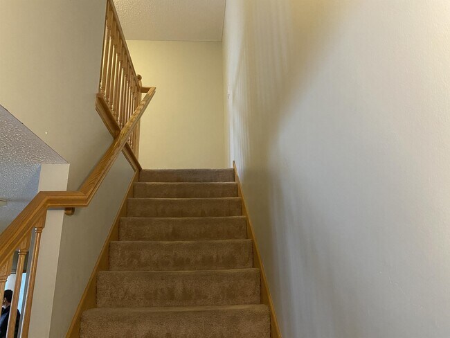 Building Photo - 860 Independence Dr