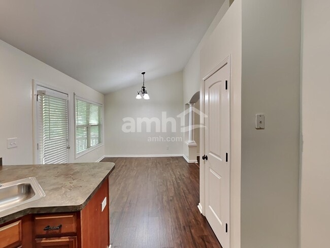 Building Photo - 4280 Chads Park Dr