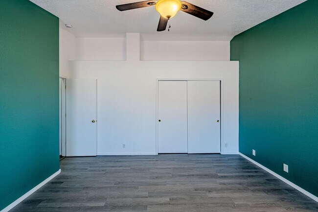 Building Photo - 4720 Shepherd Ct NE