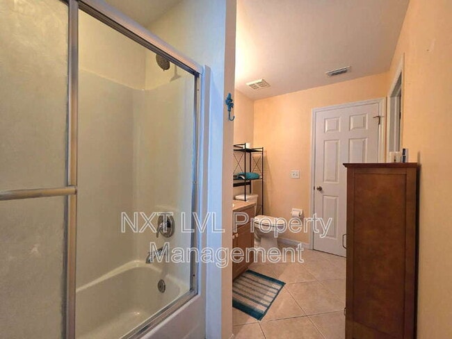 Building Photo - 2507 Embers Pkwy W