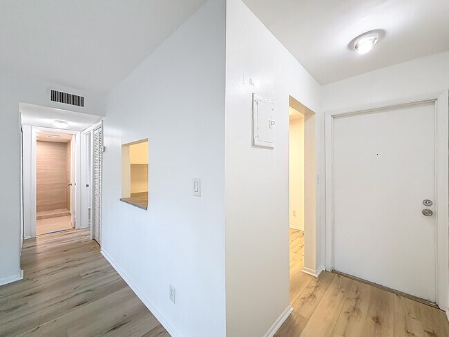 Building Photo - 961 NW 45th St