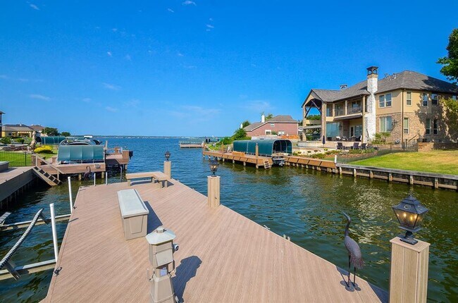 Building Photo - 12316 Oak Bend Cir