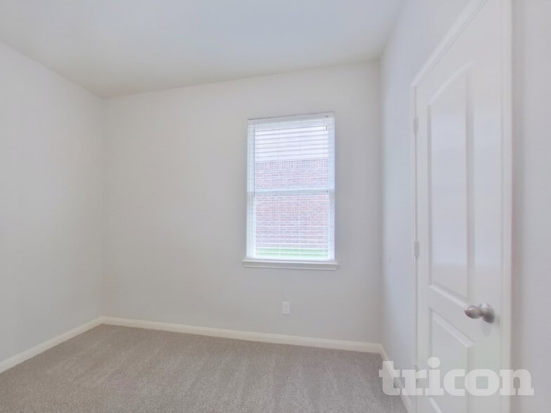 Building Photo - 7526 Fettle Ln