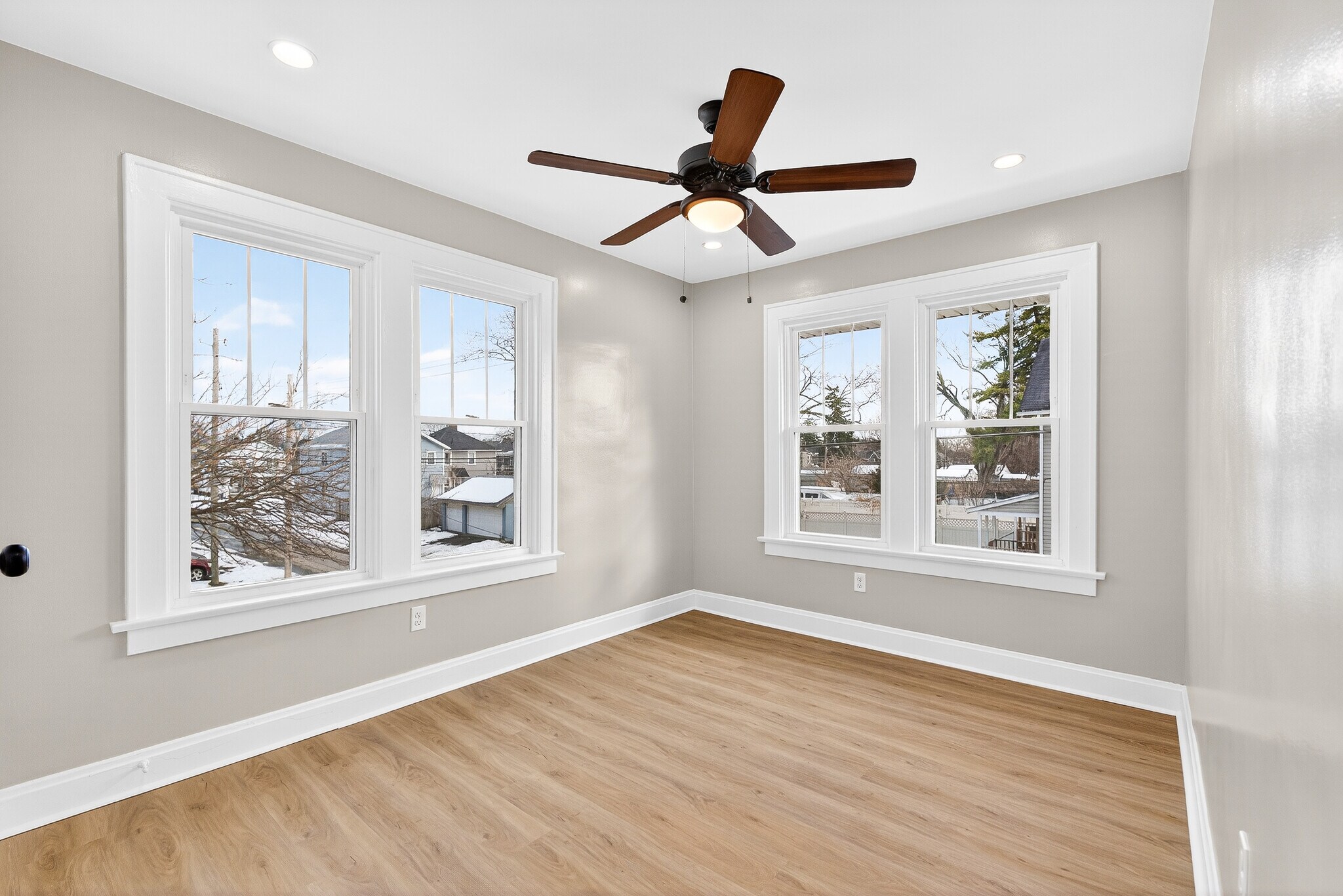 Building Photo - 1234 S Champion Ave