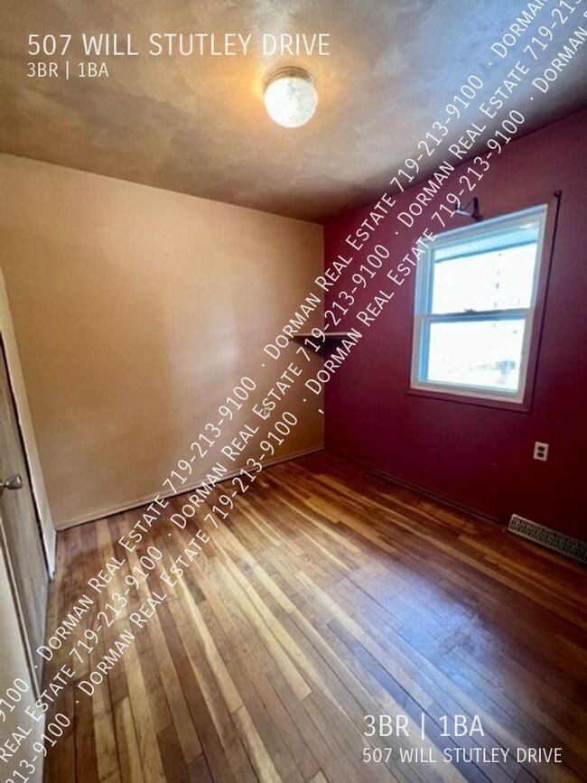 Building Photo - 507 Will Stutley Dr