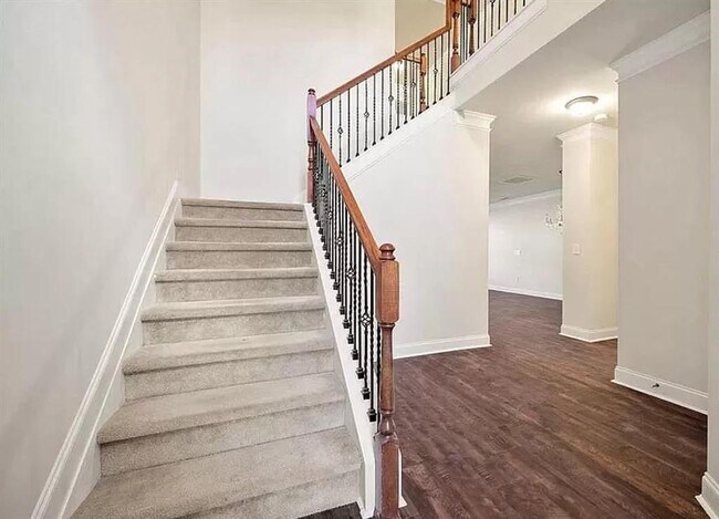 Building Photo - 13276 Warrensville Cove