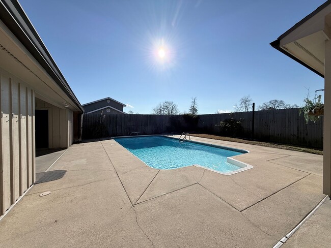 Building Photo - House For Rent with Pool