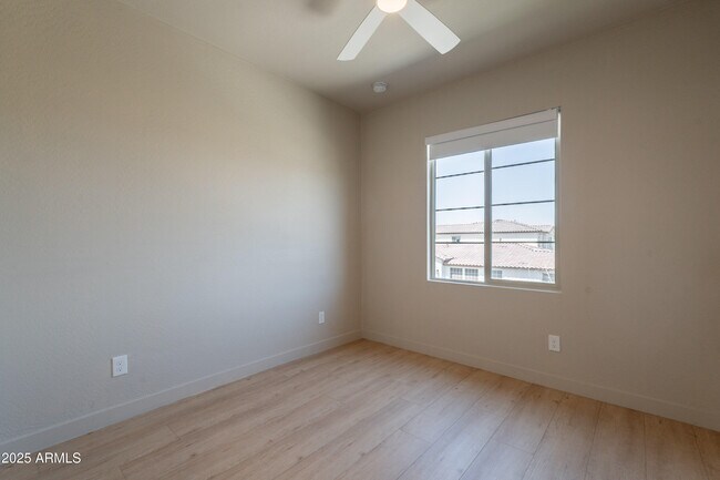 Building Photo - 4831 S Molly