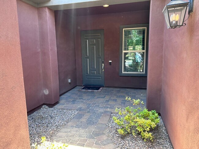 Building Photo - 7507 E Pampa Ave