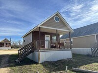 Building Photo - 2440 TX-16