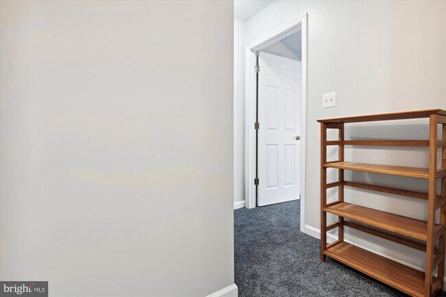 Building Photo - 1909 Aliceanna St