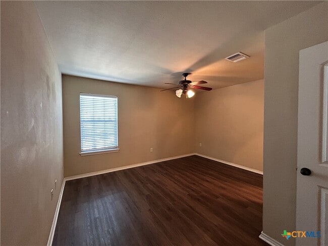 Building Photo - 1137 Brown Rock Dr