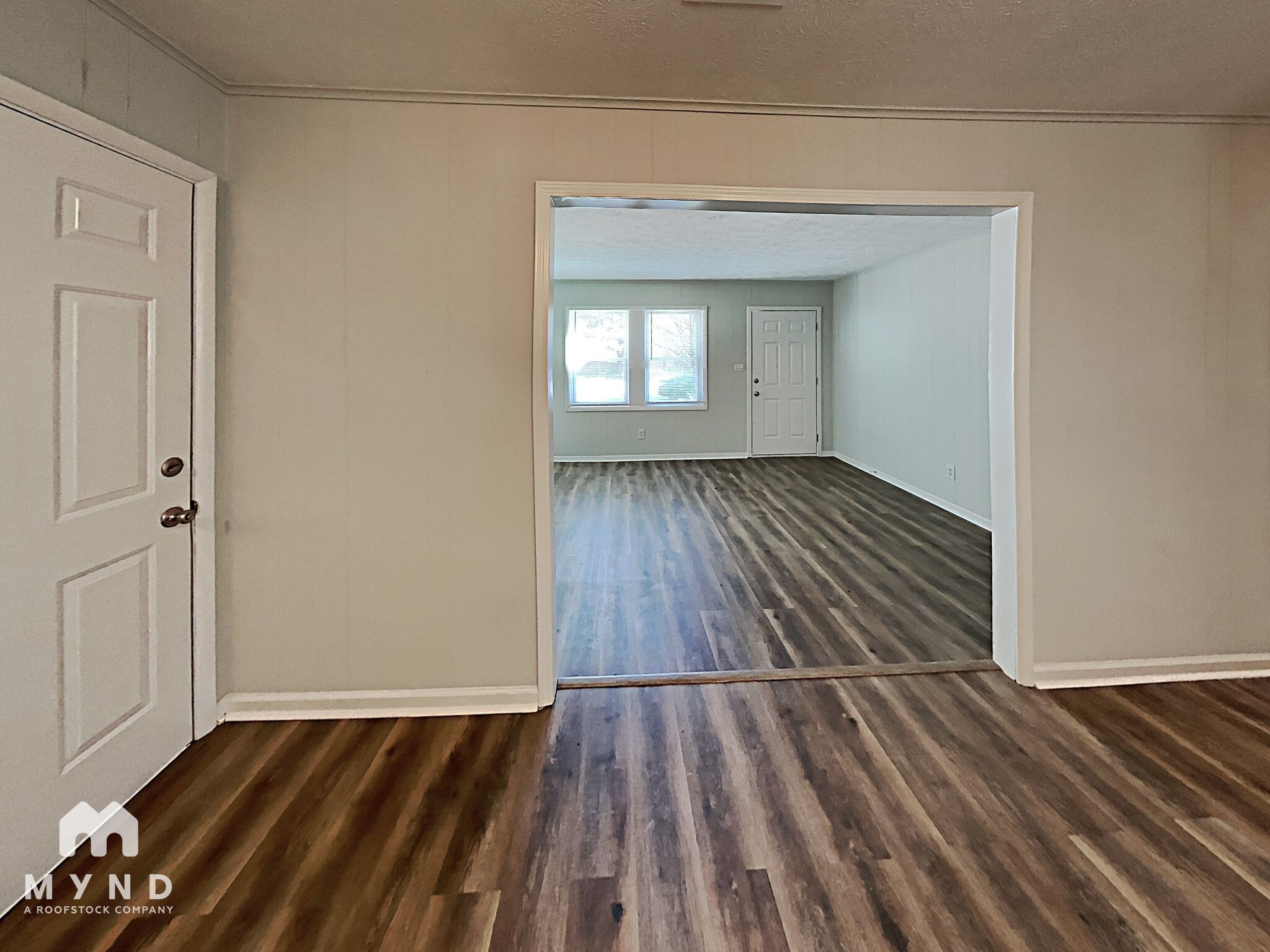 Building Photo - 6100 Shadow Glen Ct SW