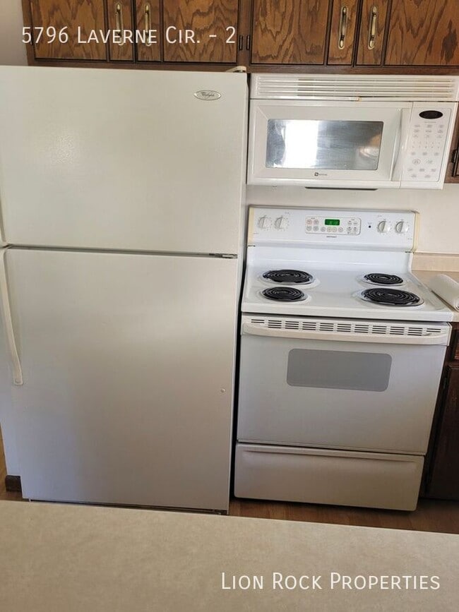 Building Photo - 5796 Laverne Cir N