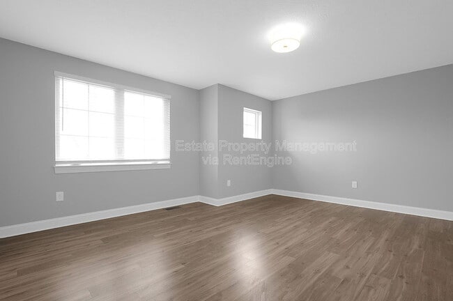 Building Photo - 7570 Dublin Rd