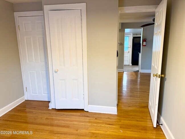 Building Photo - 138 Broadway